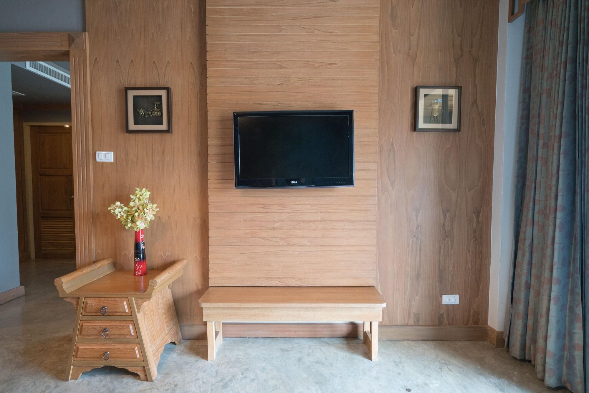 Minatale Phuket Hotel Patong Ngoại thất bức ảnh