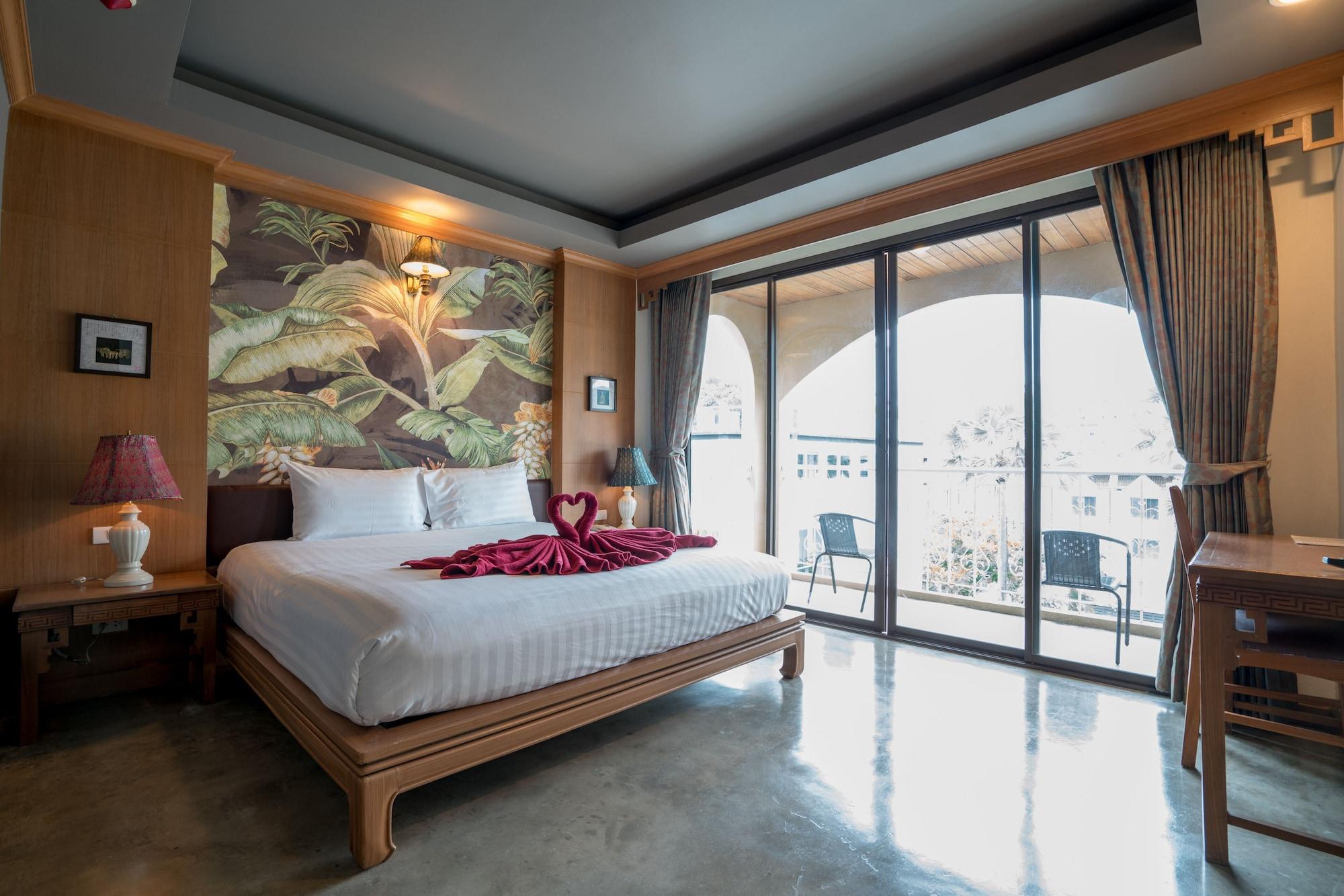 Minatale Phuket Hotel Patong Ngoại thất bức ảnh