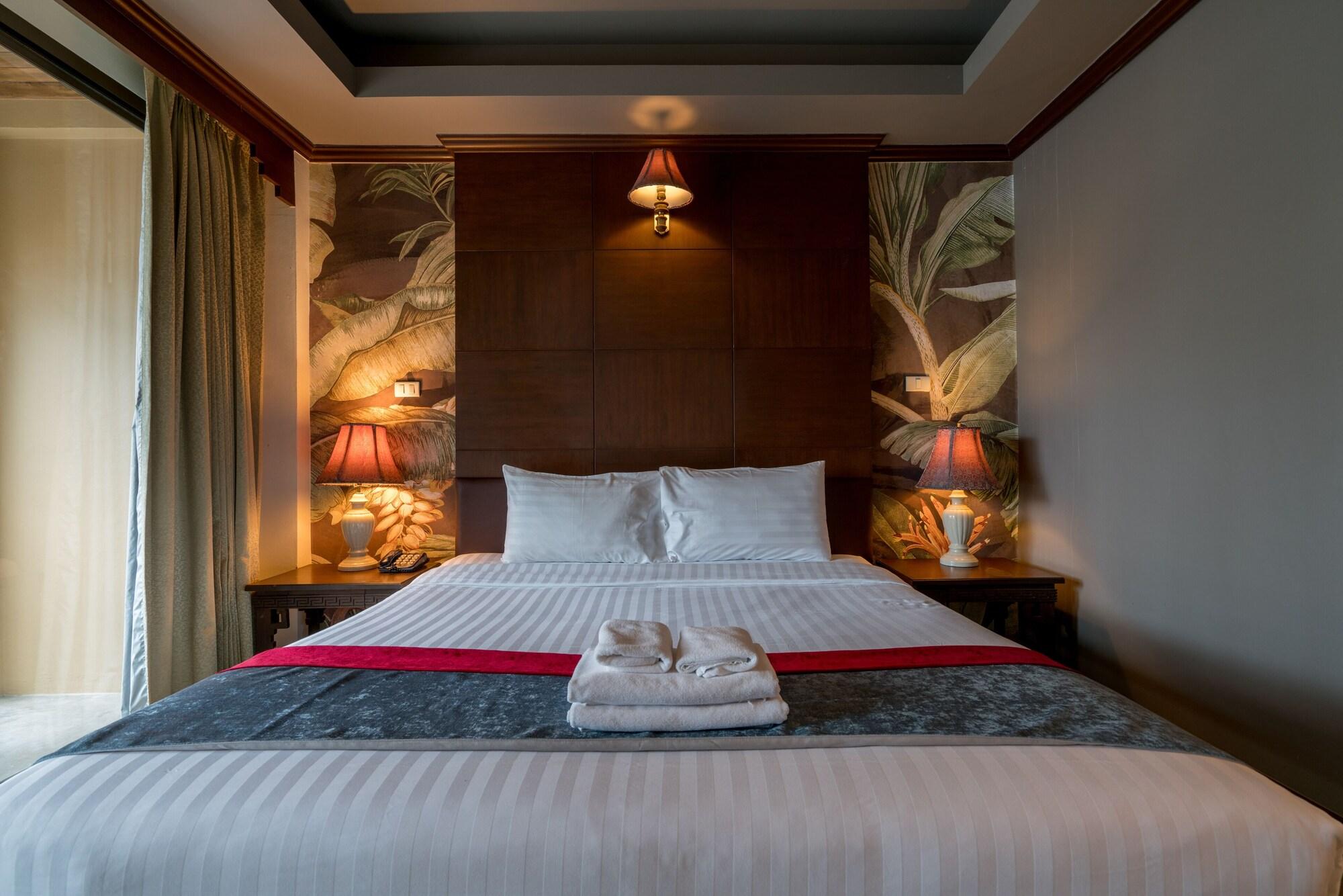 Minatale Phuket Hotel Patong Ngoại thất bức ảnh