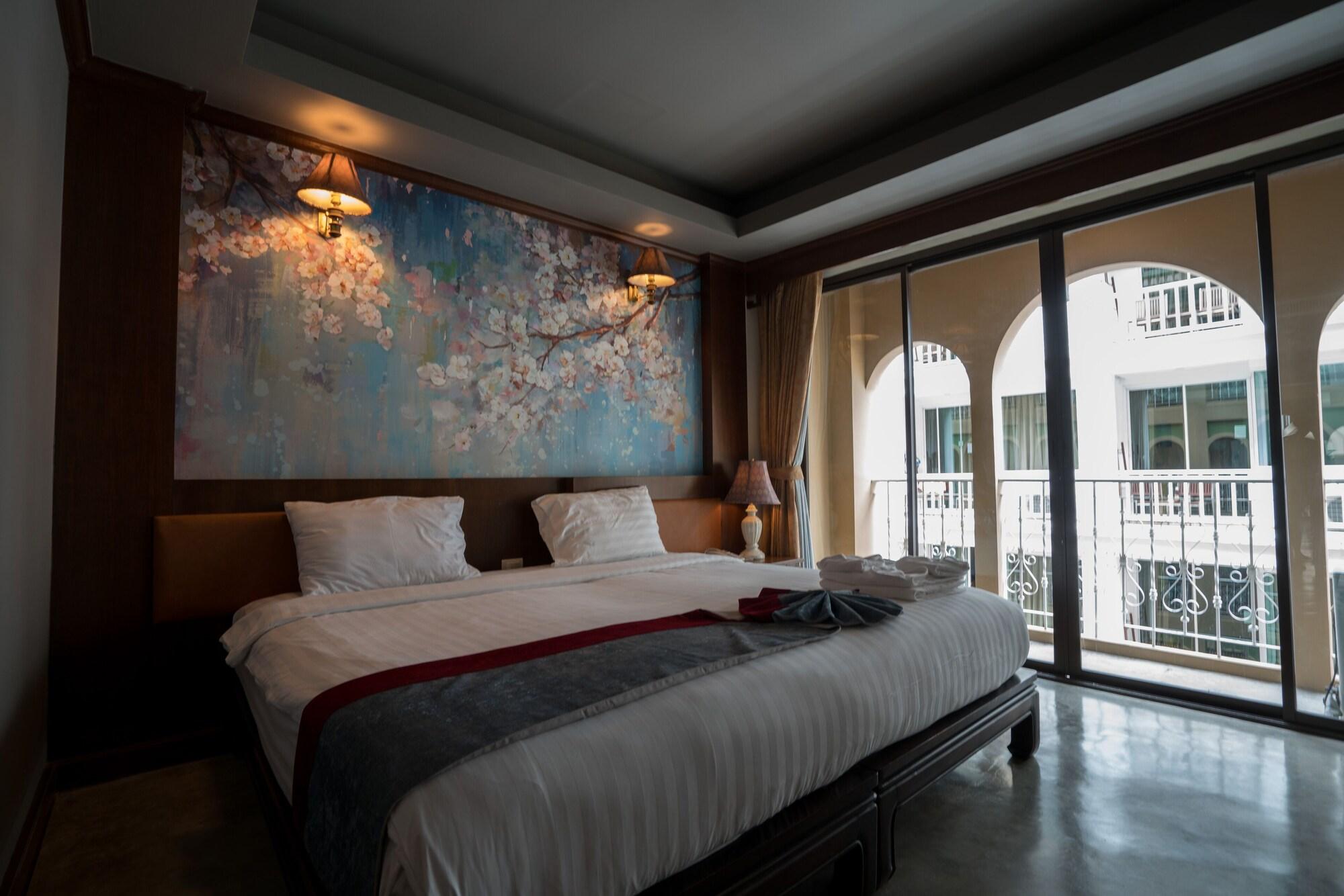 Minatale Phuket Hotel Patong Ngoại thất bức ảnh